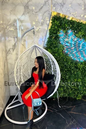 Ellen Castro