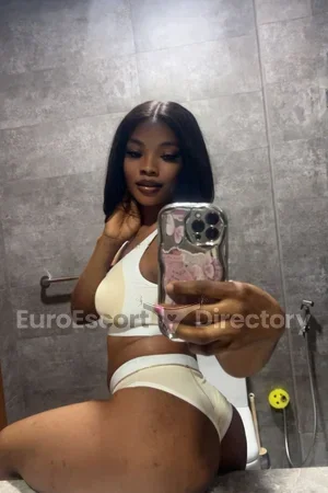 Kate Euro Escort