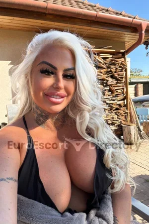 Sindysixx Pornstar