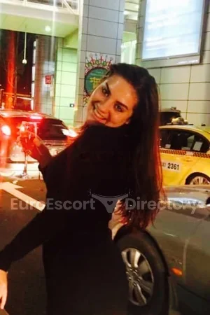 Laura Euro Escort