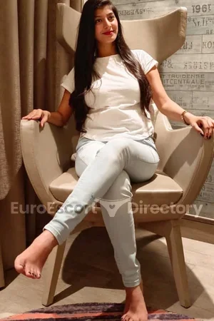 Pooja Euro Escort