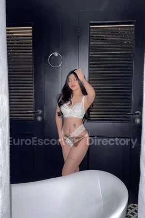 Hani Euro Escort