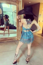 Mia