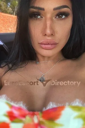 Bella J escort