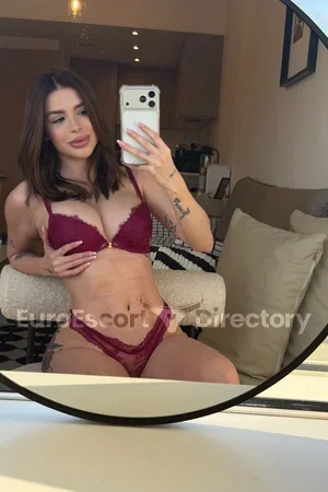 Khloe