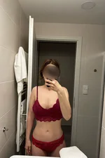 Michaela Masseuse