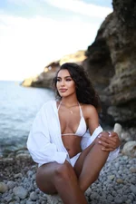 Laura