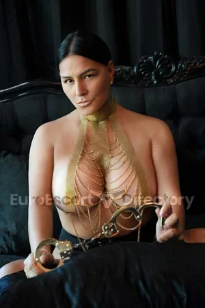 Mistress Izabel