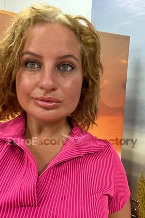 Sevi Masseuse Euro Escort