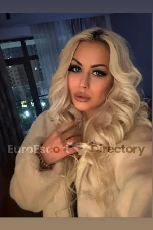Kris Euro Escort