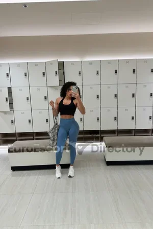 Larissa Massage