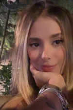 Isadora Masseuse