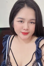 Anna Vuong