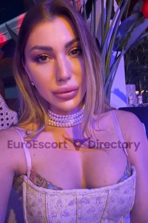 Vyvan Hill Pornstar