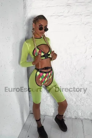 Izabelle Euro Escort