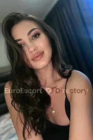 Tina Euro Escort