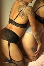 Michelle Niandra duo with girl