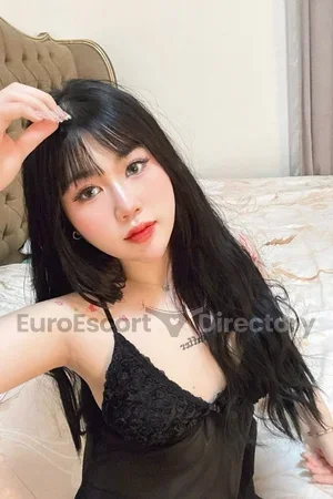 Kelly Euro Escort