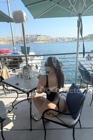 Camila Euro Escort