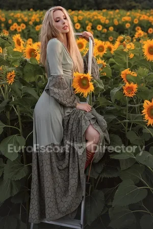 Amely Euro Escort