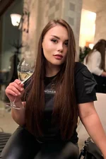 Adelina Bella