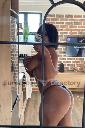 Ava