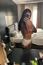 Mia