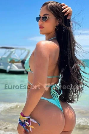 Julia F