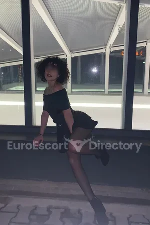 Yara Euro Escort