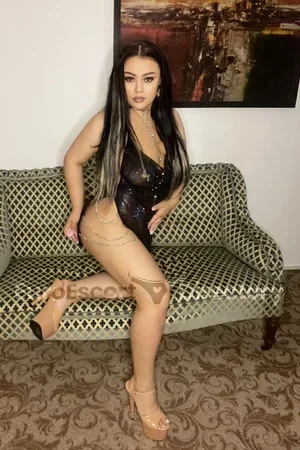 Sara escort