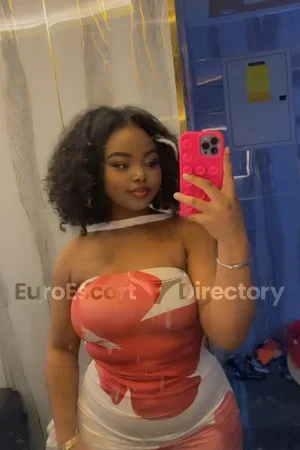 Janniah Euro Escort