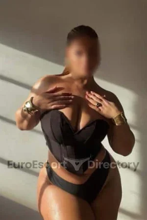Nika escort
