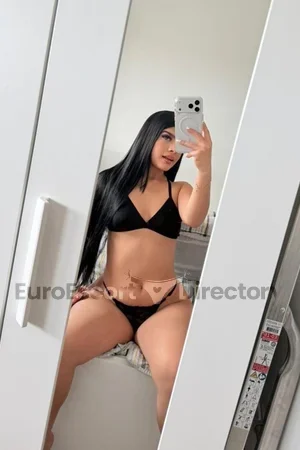 Andrea escort