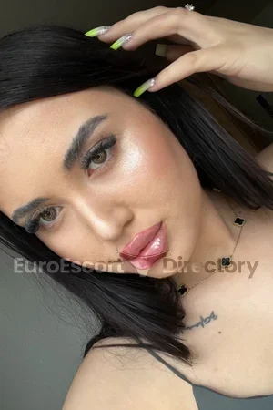 Innes escort