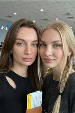 Milana Julia duo with girl