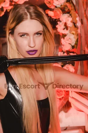 Hypnotic Natalie