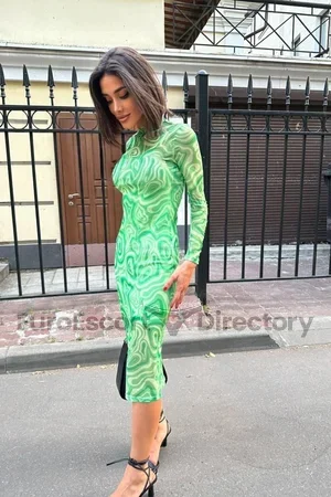 Eva Euro Escort
