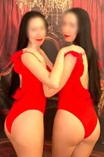 Sofia Anastasia duo with girl
