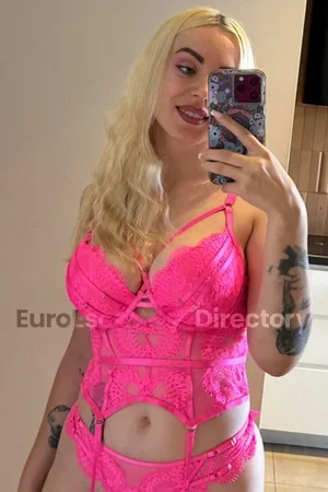 Elizabeth Euro Escort