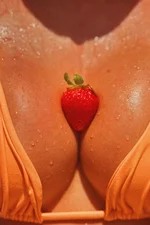Ava