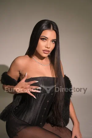 Mia