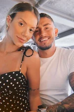Maria Rafael couple