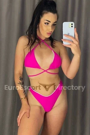 Suwanna Euro Escort