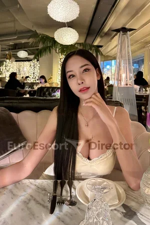 Clara Mirie Euro Escort