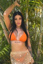 Bella J
