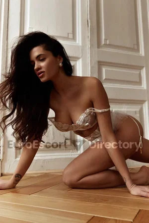 Alice Euro Escort
