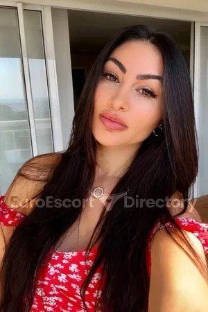Livia Paes Euro Escort