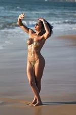 Dhara Oliver