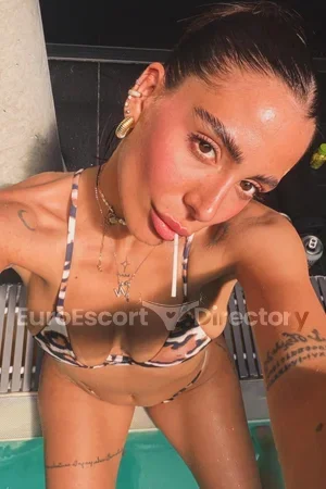 Mia