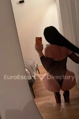 Kim Euro Escort
